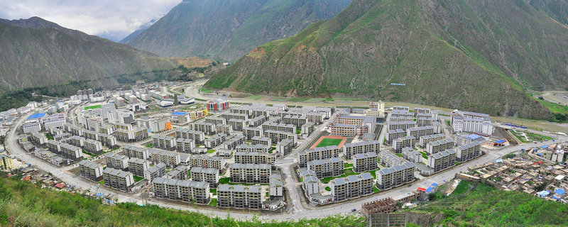 峰迭新區(qū).jpg 峰迭新區(qū).jpg